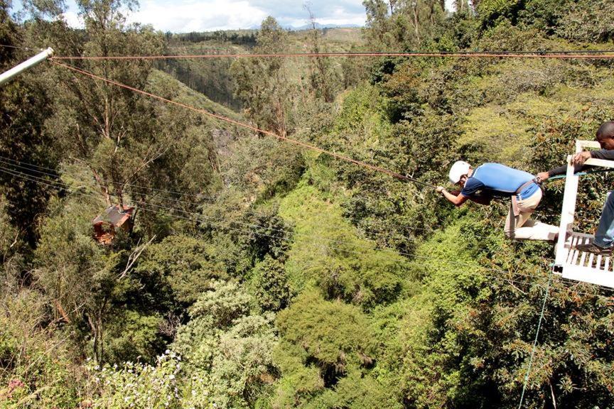 Nayon Xtreme Valley Hotel Quito Buitenkant foto