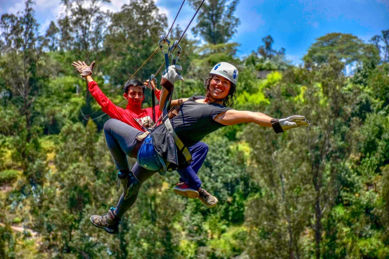 Nayon Xtreme Valley Hotel Quito Buitenkant foto