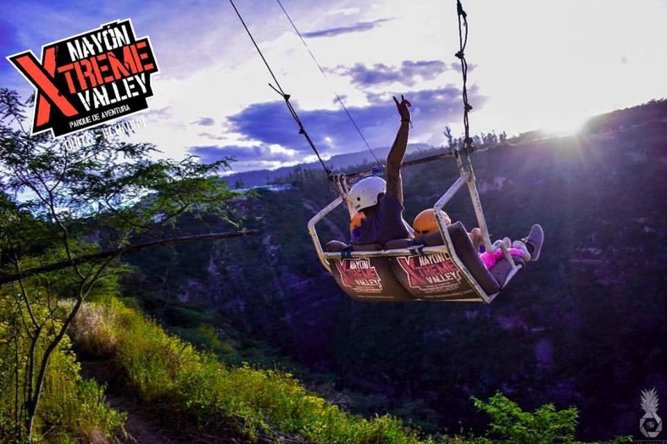 Nayon Xtreme Valley Hotel Quito Buitenkant foto