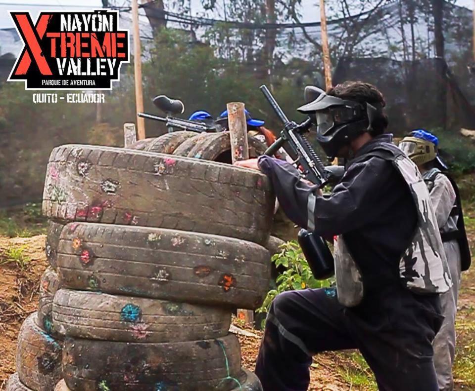 Nayon Xtreme Valley Hotel Quito Buitenkant foto